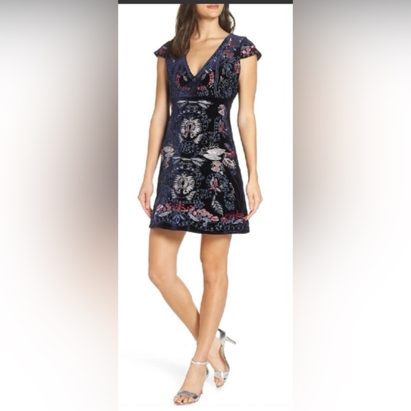 NWT FOXIEDOX Navy and Pink Embroidered Dress - Picture 2 of 15